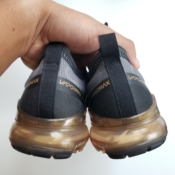 Nike Air VaporMax 2019 Shoes - Picture 5 of 6